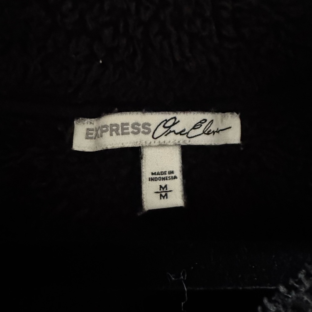 Express Fleece pullover - Picture 3 of 5